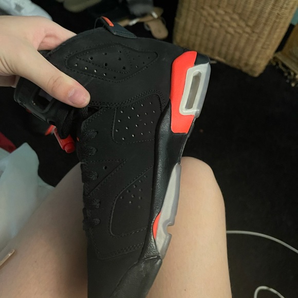 Infrared 6’s - Picture 4 of 5